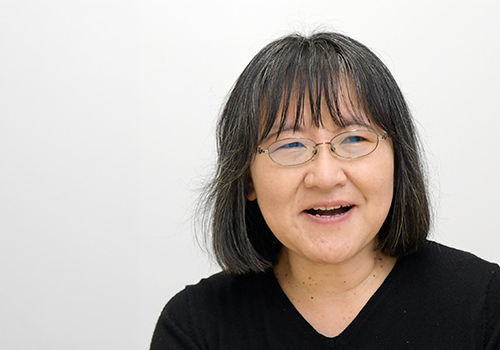 高村 ゆかり 氏